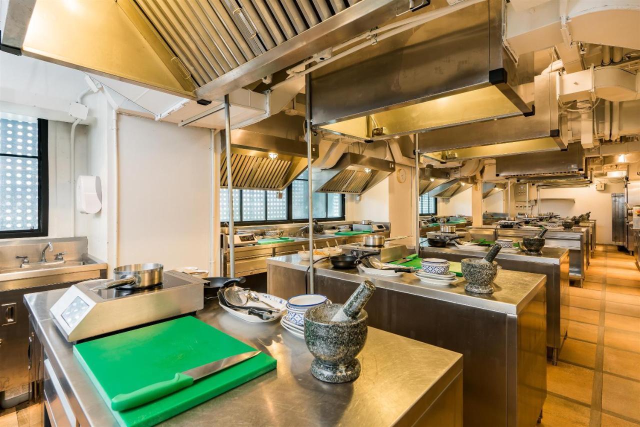 Akara Hotel Бангкок Экстерьер фото The Culinary Lab